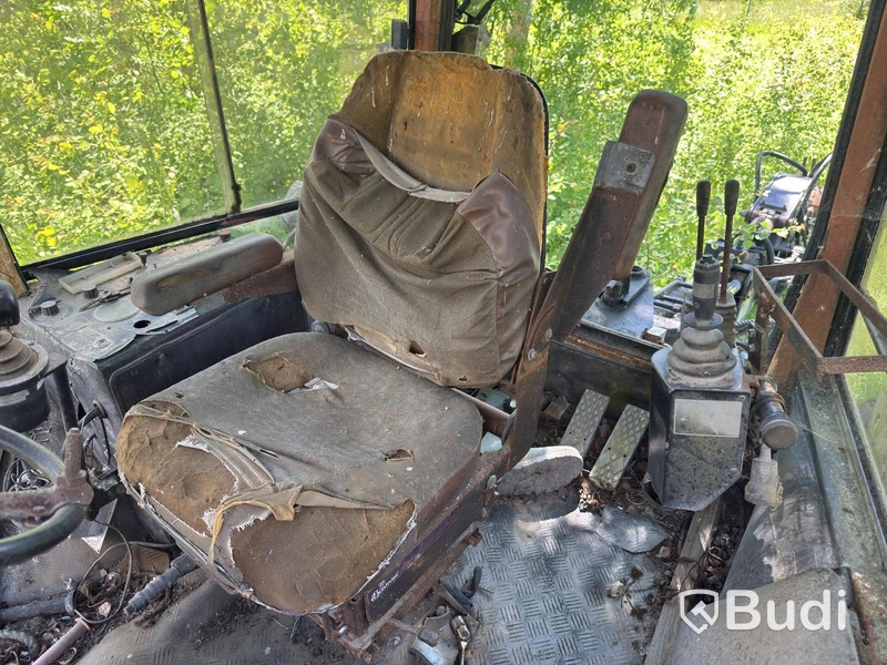 Traktorgrävare Huddig 960 | Reparationsobjekt