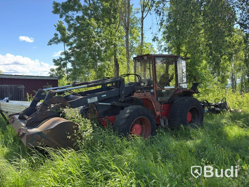 Traktorgrävare Huddig 960 | Reparationsobjekt