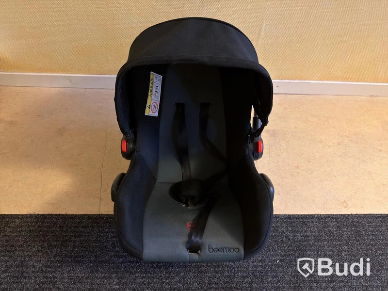 Beemoo infant car seat and booster seat
