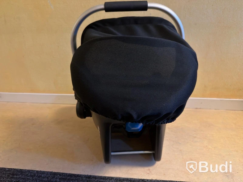 Beemoo infant car seat and booster seat