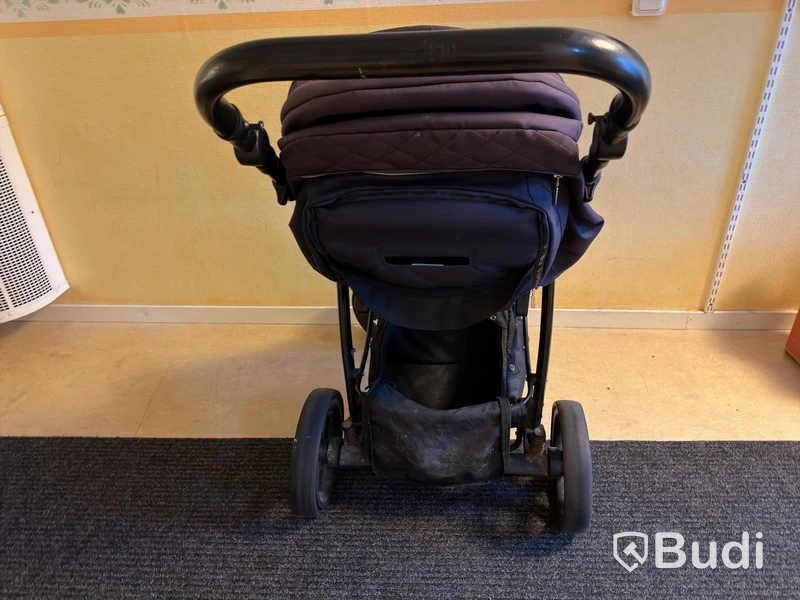 Barnvagn Baby Design Lupo Comfort, mörkblå