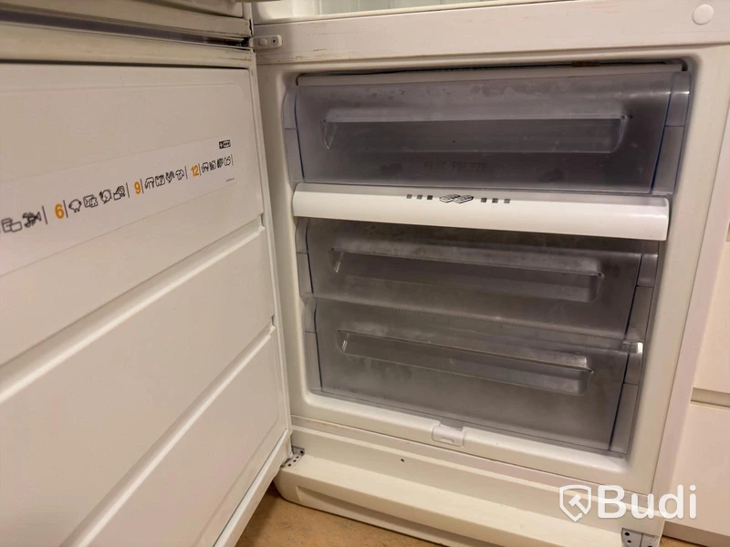 Electro Helios Fridge Freezer KF3429