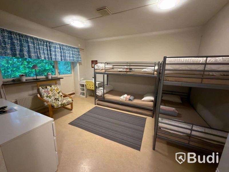 Furniture lot