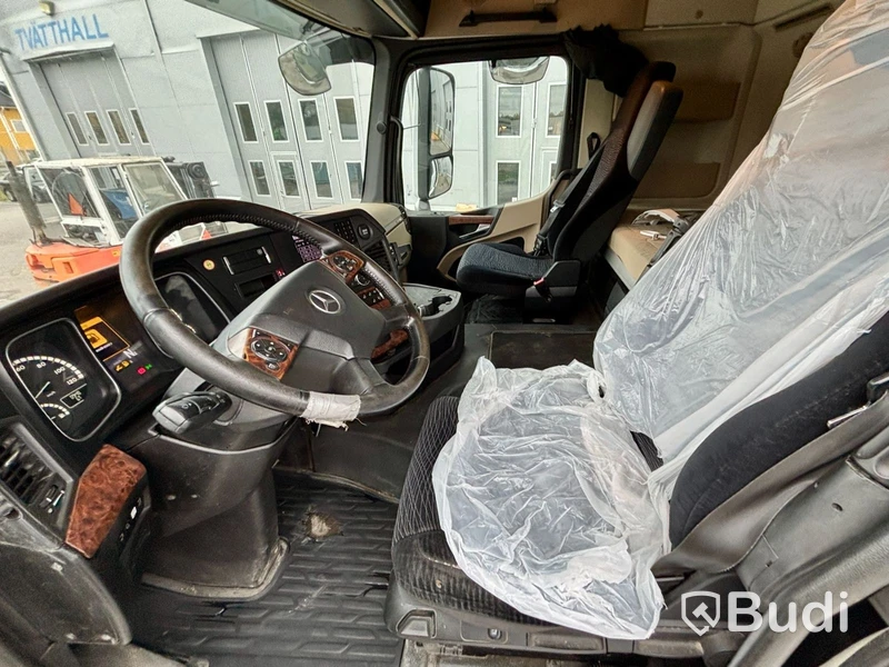 Fjärrbil Mercedes-Benz 963-0-C Actros 2551 -2014 | Nybesiktigad