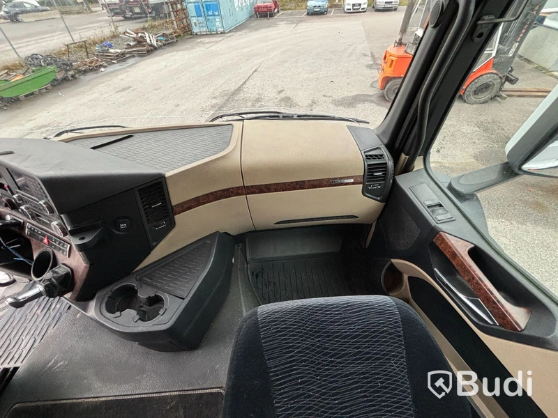 Fjärrbil Mercedes-Benz 963-0-C Actros 2551 -2014 | Nybesiktigad