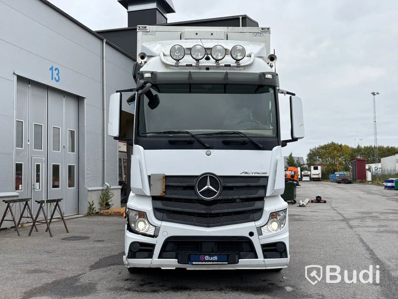 Fjärrbil Mercedes-Benz 963-0-C Actros 2551 -2014 | Nybesiktigad