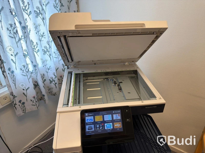 Xerox VersaLink C7020 multifunction printer