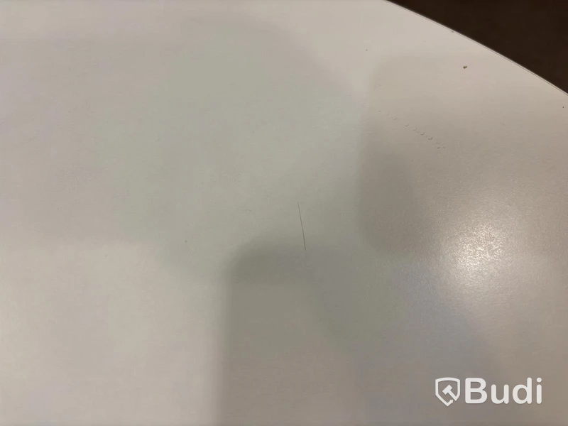 Table incl. 2 chairs