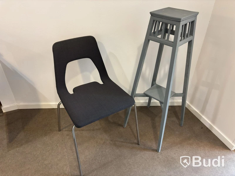 Chair, grey incl. pedestal