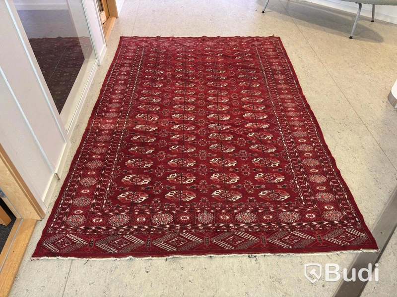 Rug
