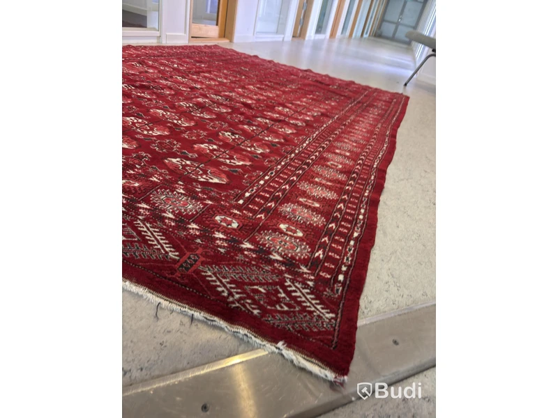 Rug