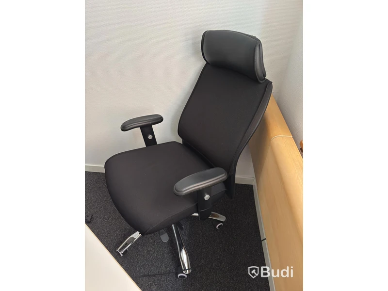 Height-adjustable desk incl. filing cabinet and office chair
