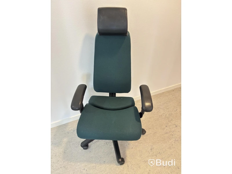 2 Office Chairs, Green