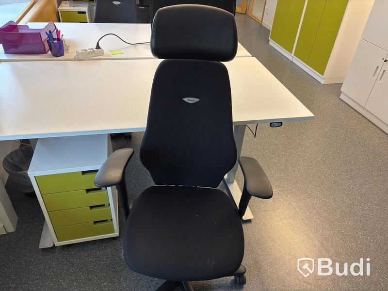 Height-adjustable desk incl. office chair and drawer unit