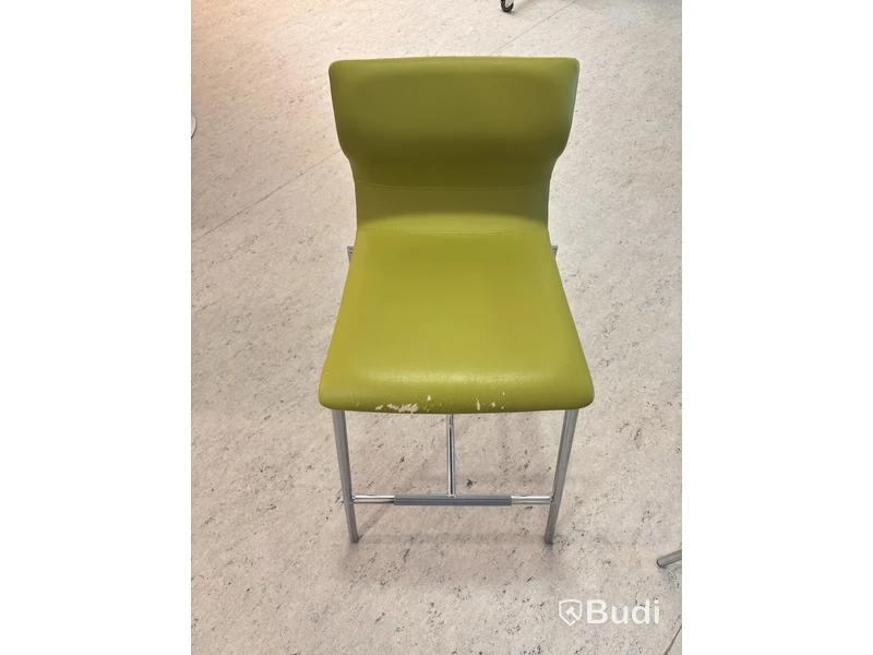 3 tables incl. 6 chairs