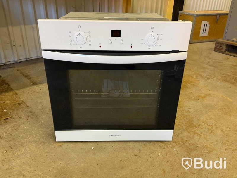Ugn Electrolux EOB5647V, 3,5 kW