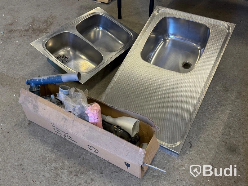 2 stainless steel sinks