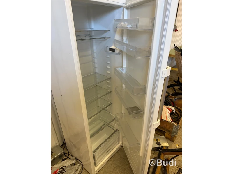 Whirlpool RE365A Refrigerator, 60 cm Wide