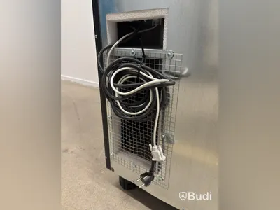 Vision Combo Plus V7 refrigerated vending machine, incl. screen, card reader and router