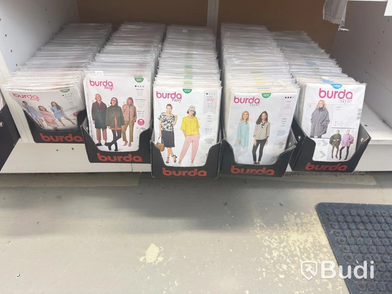 Parti med diverse symönster/snittmönster - se alla bilder för innehåll