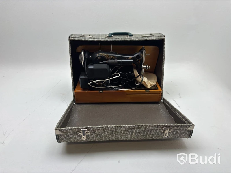 Husqvarna C.B sewing machine - For parts/repair