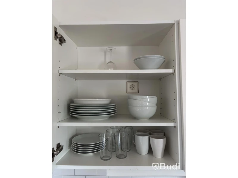 Inventarier till fullt möblerad trerummare - se alla bilder för komplett innehåll