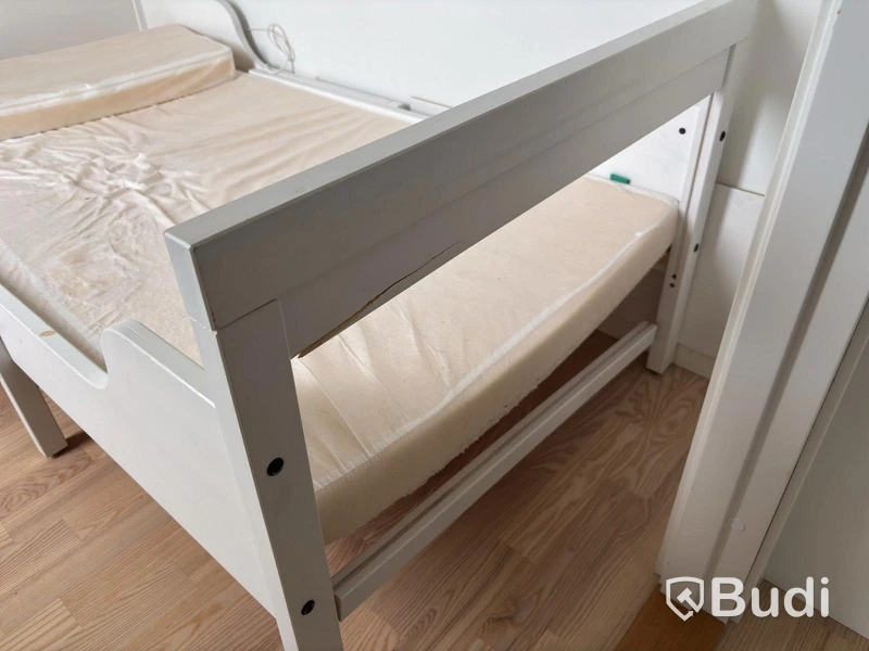 Inventarier till fullt möblerad trerummare - se alla bilder för komplett innehåll