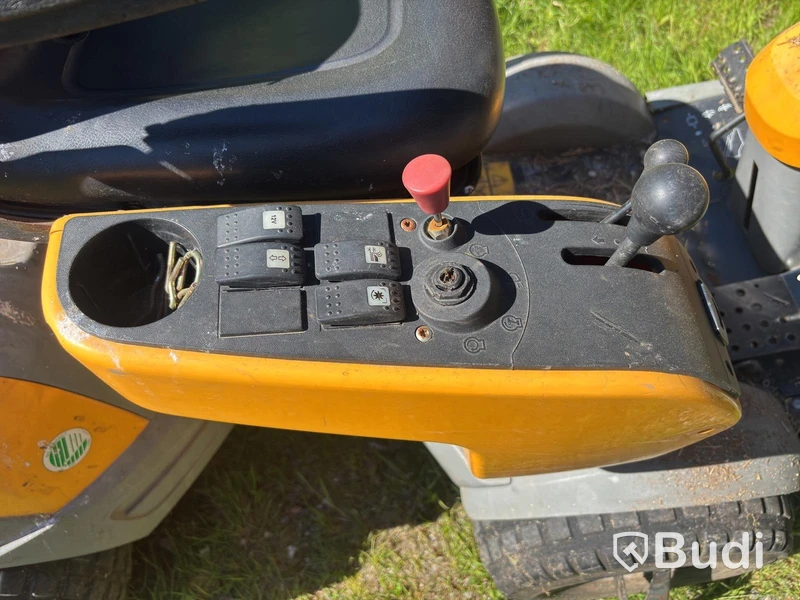 Stiga Park Pro Svan 4WD without mower deck - repair item