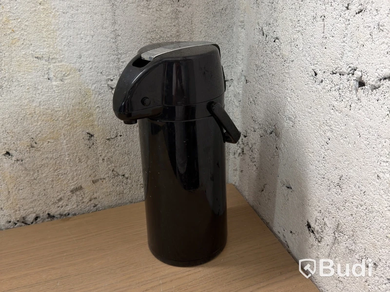 Pump-action thermos, black plastic, carrying handle