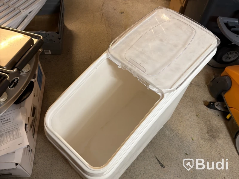 Flour storage bin, white plastic, on wheels, 80×40×80 cm