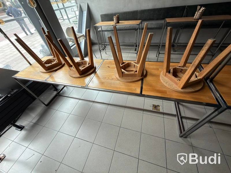 Table and 8 wooden chairs