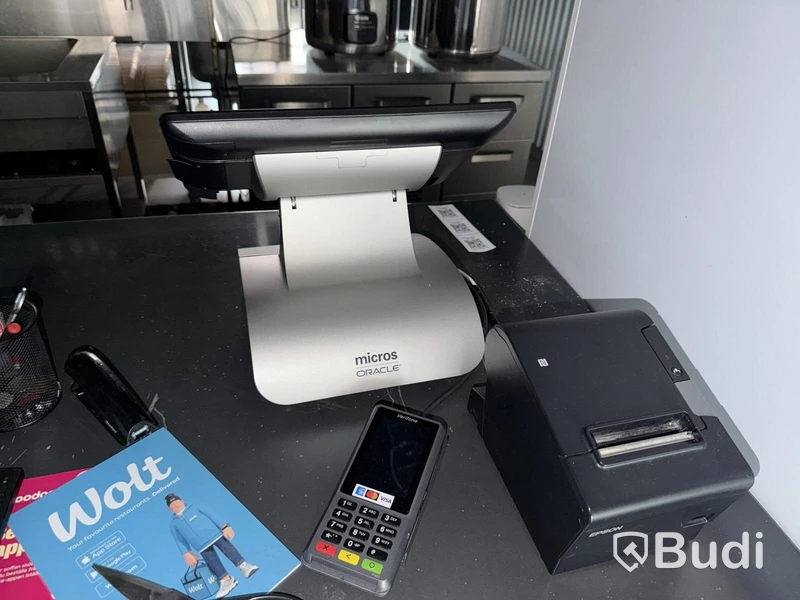 Oracle Micros POS system, iiyama monitor
