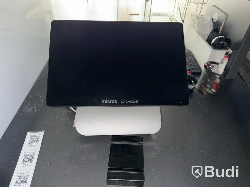 Oracle Micros POS system, iiyama monitor