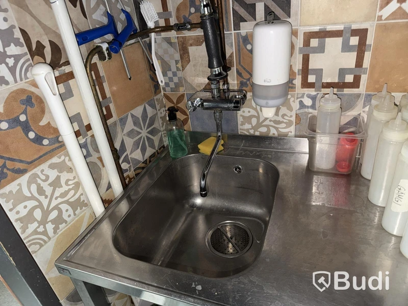 Nova Meta sink unit with single bowl