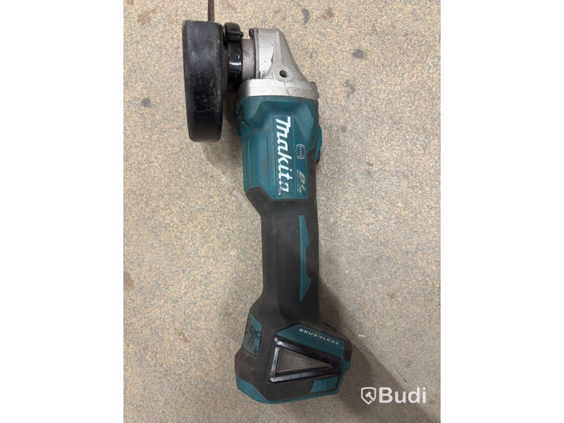 Parti med verktyg, 4 st. Makita 18V vinkelslipar