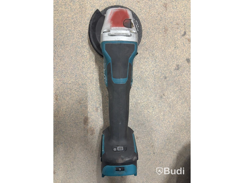 Parti med verktyg, 4 st. Makita 18V vinkelslipar