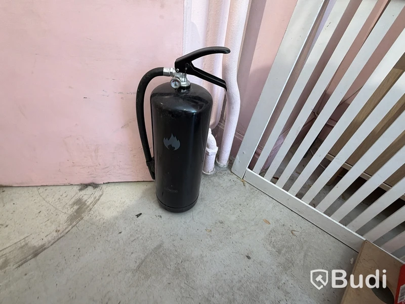 Housegard Fire Extinguisher