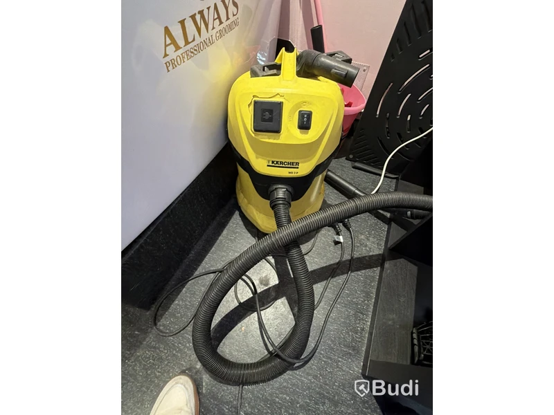 Wet and Dry Vacuum Cleaner Kärcher WD 3 P