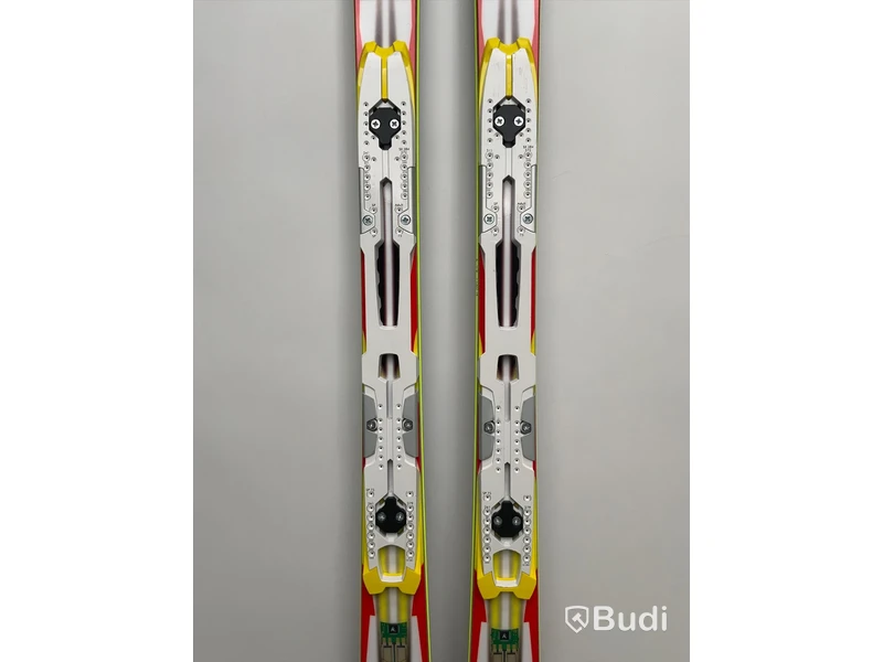 Skidor HEAD supershape L175. Utan bindning