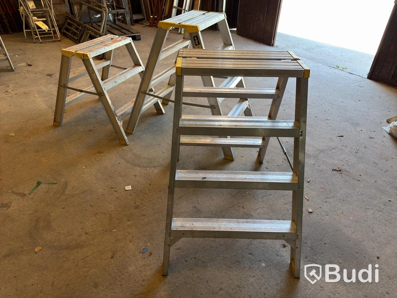 3 Wibe step stools