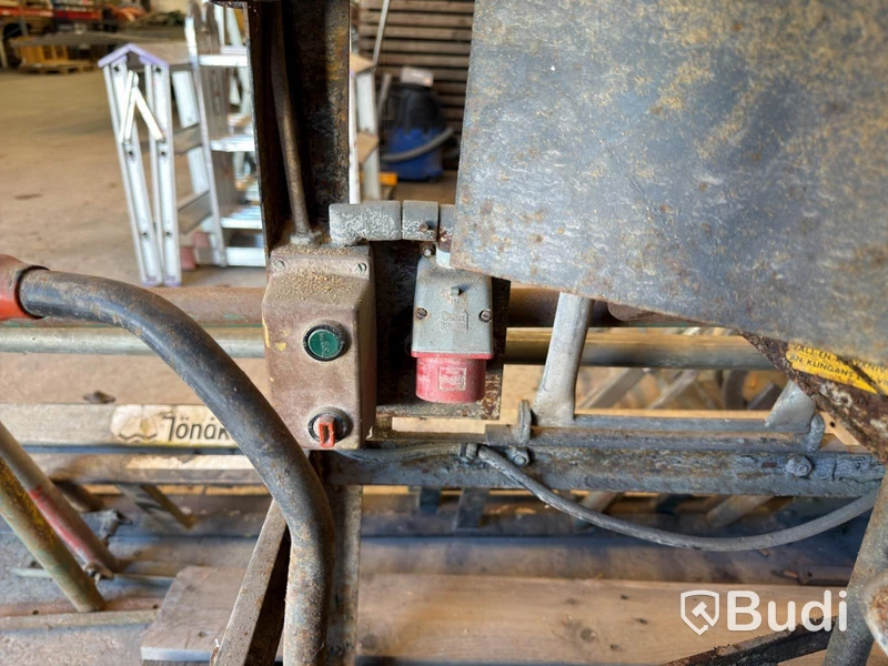 Gjerde saw with rails