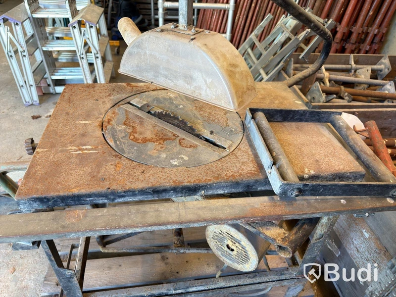 Gjerde saw with rails