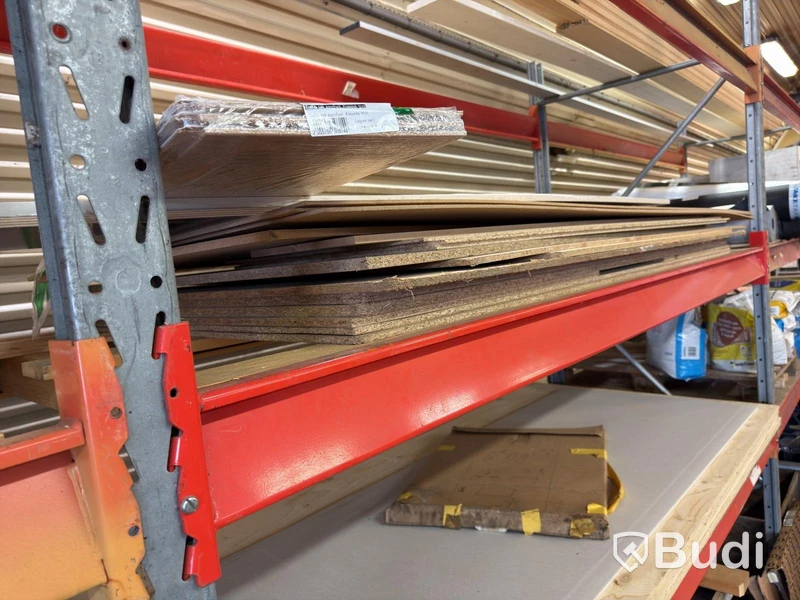 Pallet racking with contents