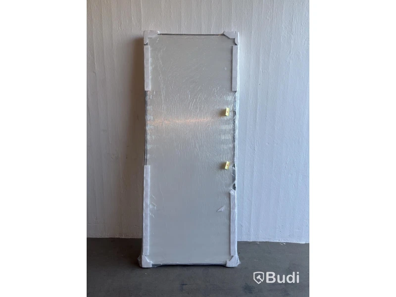 2 sliding doors