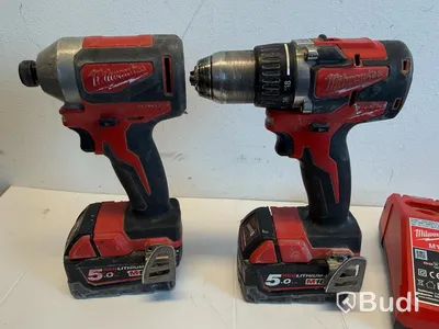 2 st Skruvdragare Milwaukee M18