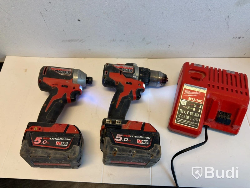 2 st Skruvdragare Milwaukee M18