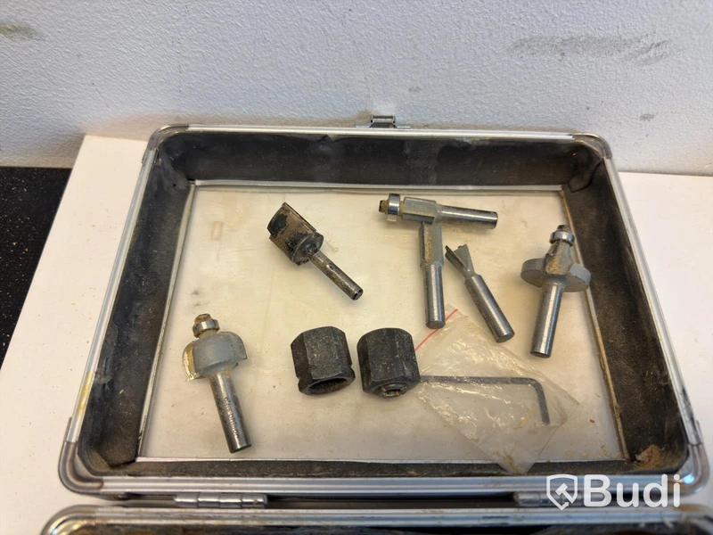 Handöverfräs Bosch POF 1200 AE, 1200 W