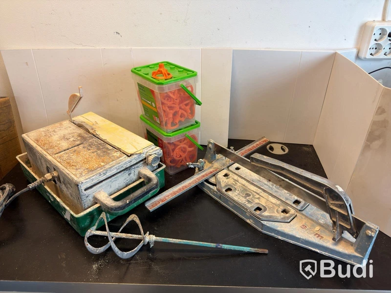 2 tile cutters, etc.