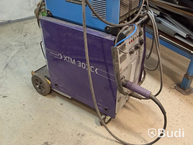 MIG/MAG welder, Parweld XTM 303C and Stahlwerk AC/DC Plasma WIG 200P
