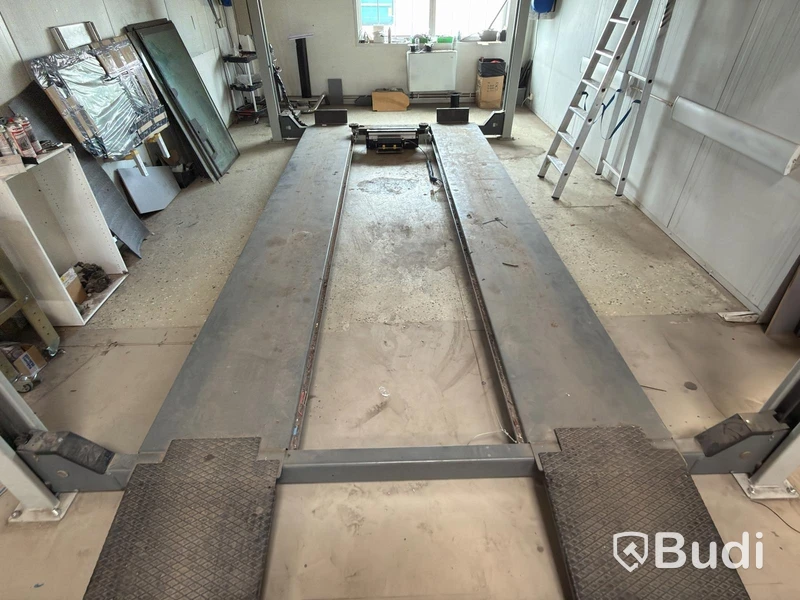 4-post vehicle lift with wheel-free jack, OMA 526C, 5000 kg